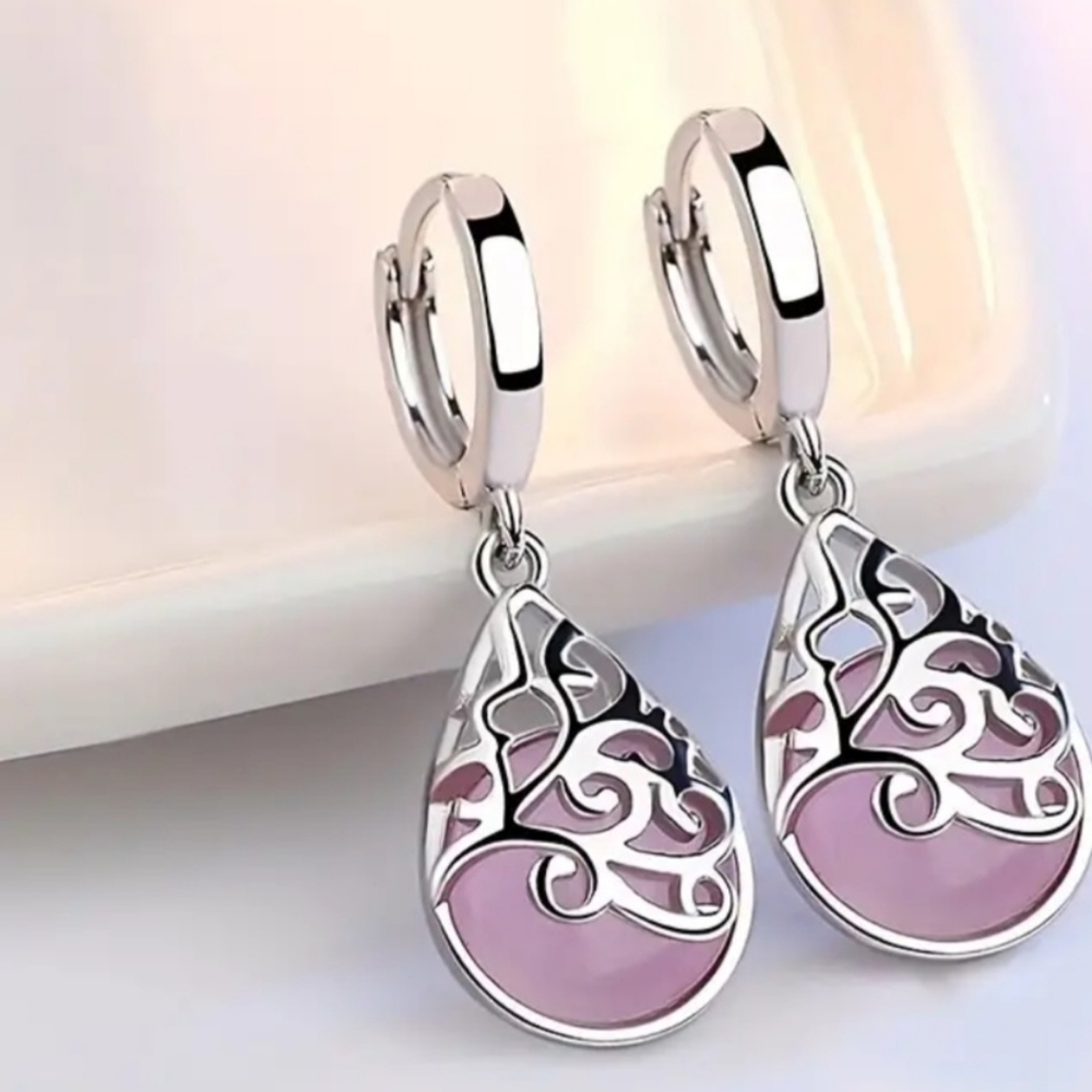 Moonlight Opal Totem Earrings. NWT. Fast Ship.Pretty. Top Seller